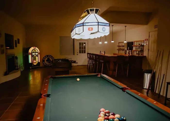 Hacienda Del Avion Villa *